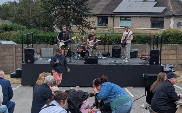 Picture of band on stage at Wrose Live